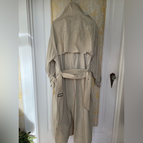 DKNY Trench Coat - Picture 4 of 10